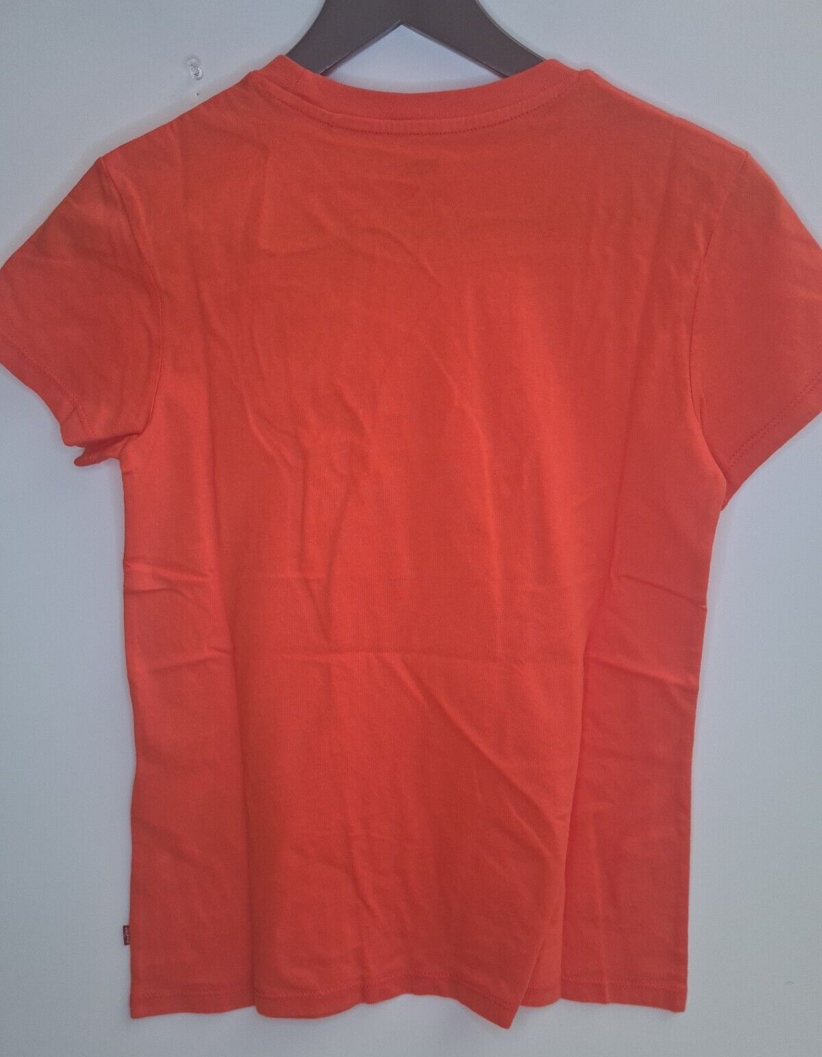 Levi's The Perfect Tee - Logo. Orange Womens. Size XSmall **** V26