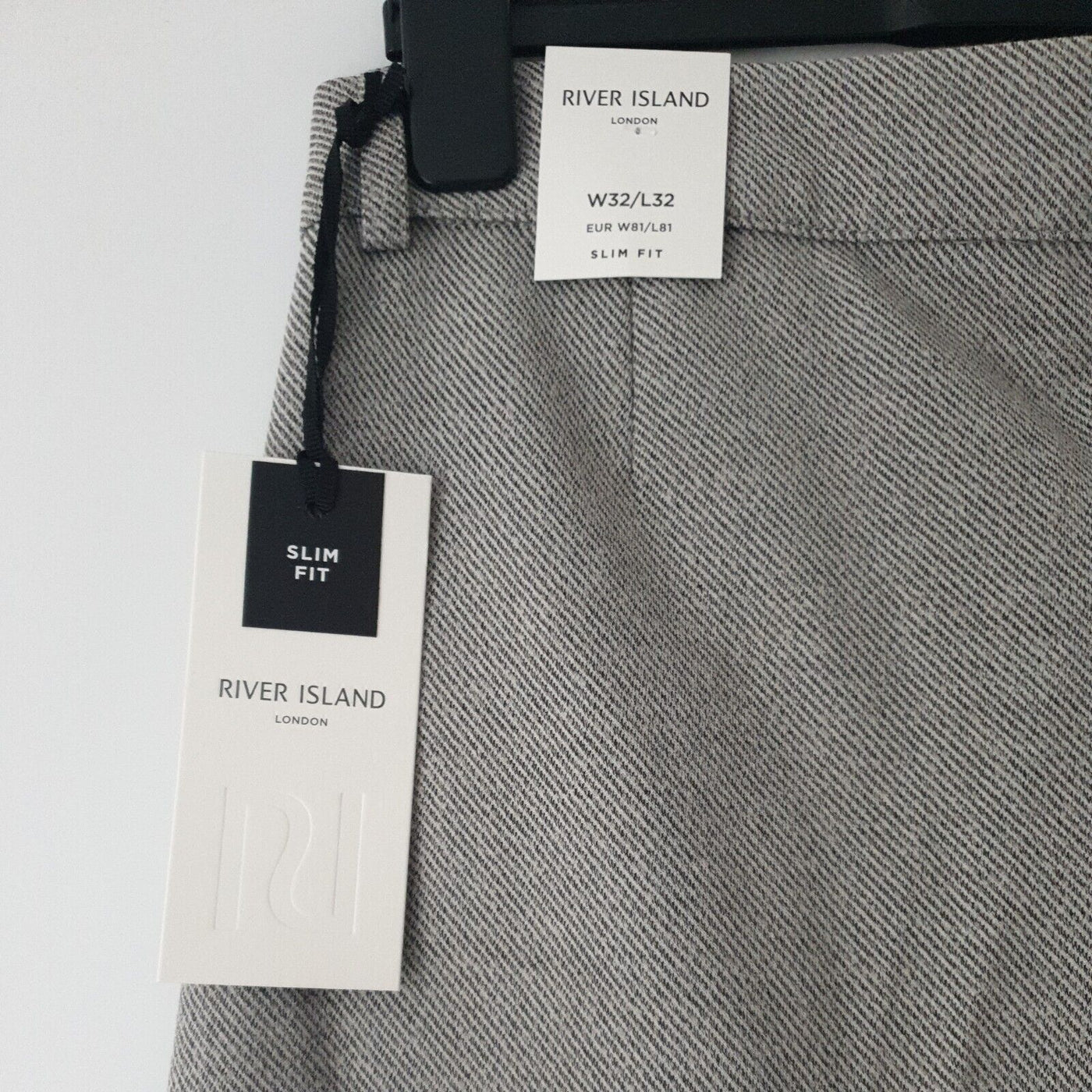 River Island London Slim Fit Smart Baige-light Trousers Size W32/L32****Ref V69