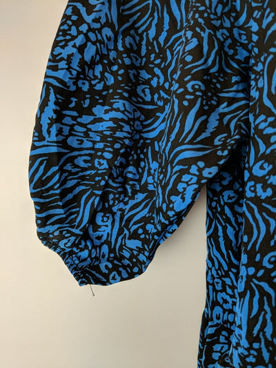 Brave Soul Blue Animal Printed Wrap Midi Dress Size Medium **** V325