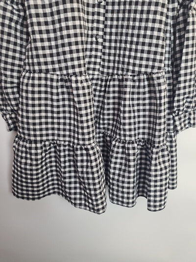 River Island Check Print Tiered Shirt Dress. Black And White Size 8 **** V100