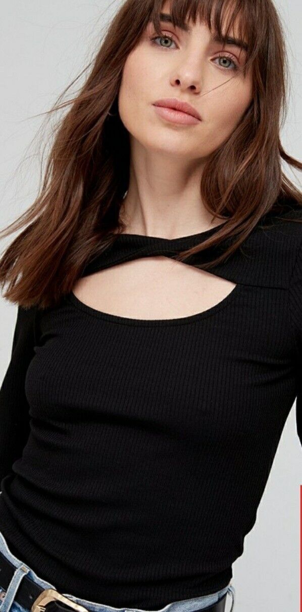 Cut Out Rib Top Black Uk 12****Ref V415