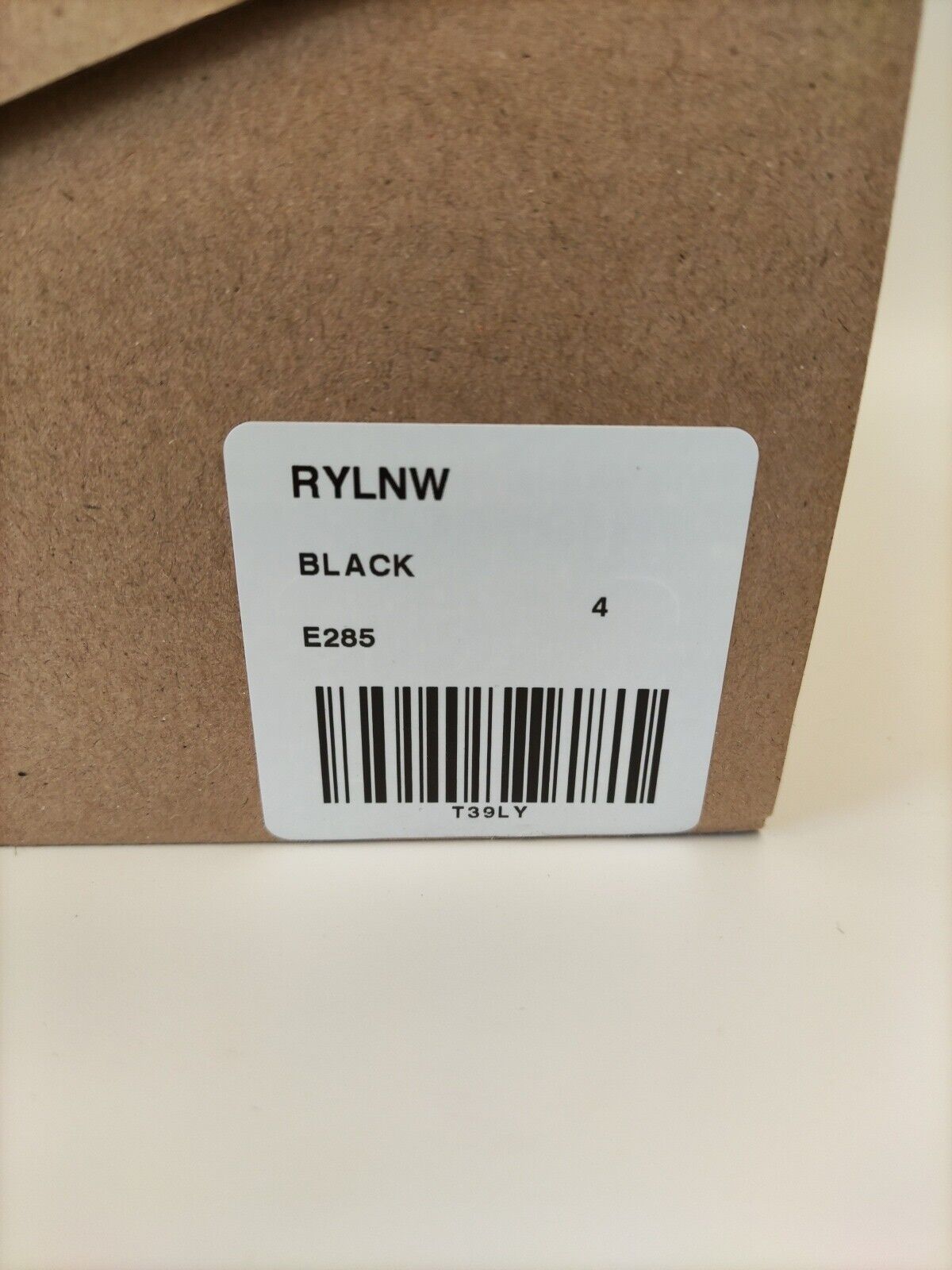 Womens Padded Snow Boots. Black. UK 4. (RYLNW) ****VS3