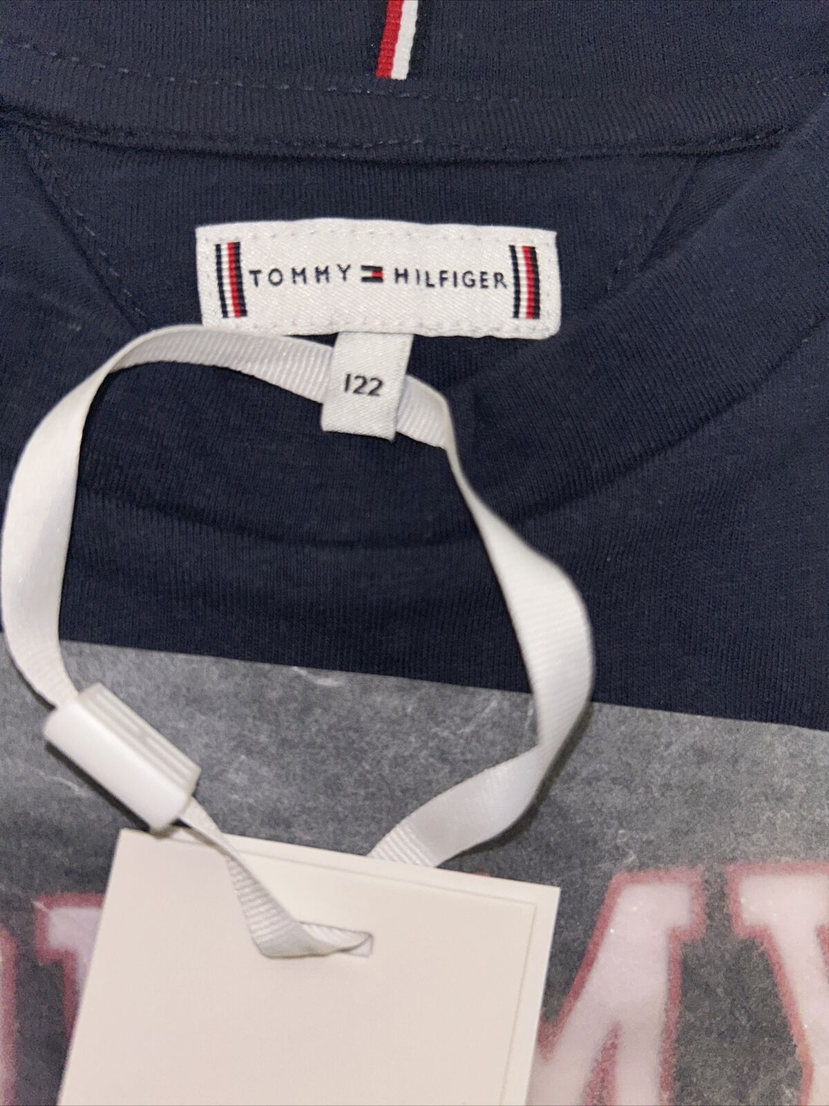 Tommy Hilfiger T-Shirt - Twilight Navy. UK 7years **** Ref V340