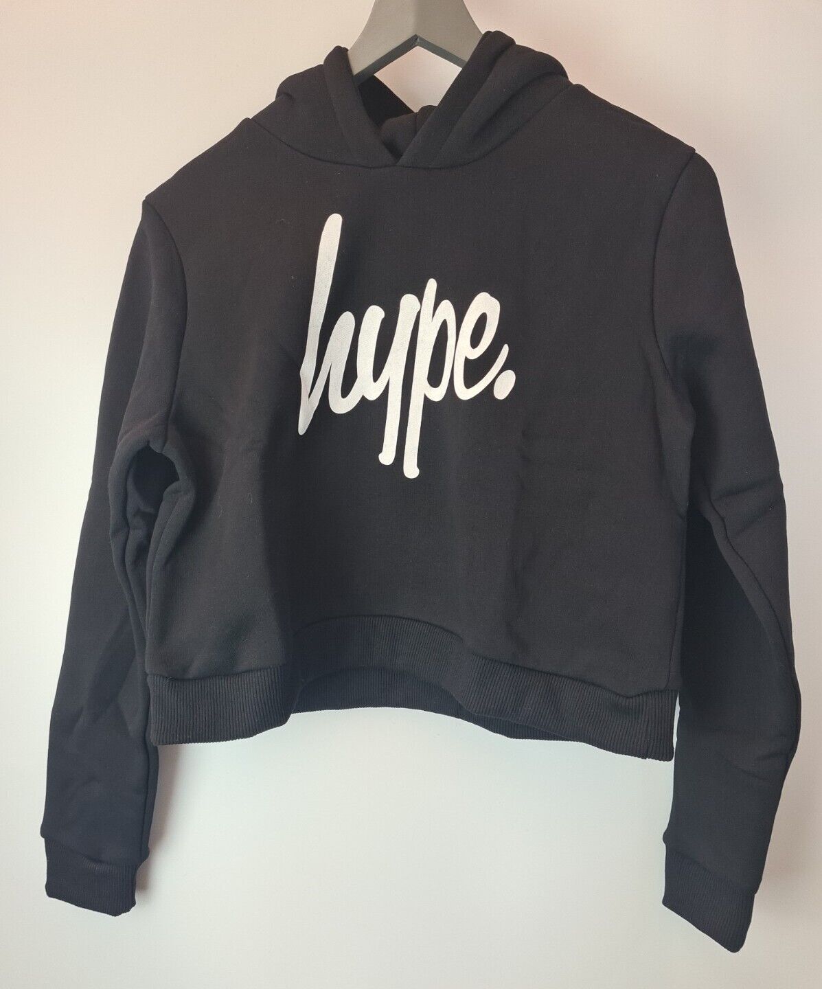 Hype Girls Black Cropped Script Hoodie Size 14 Years **** V30