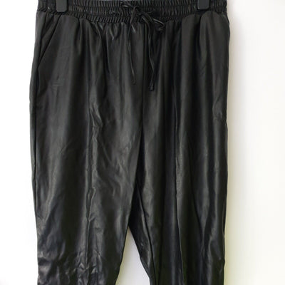 Yours Black PU Trousers Size 18 ****Ref V35