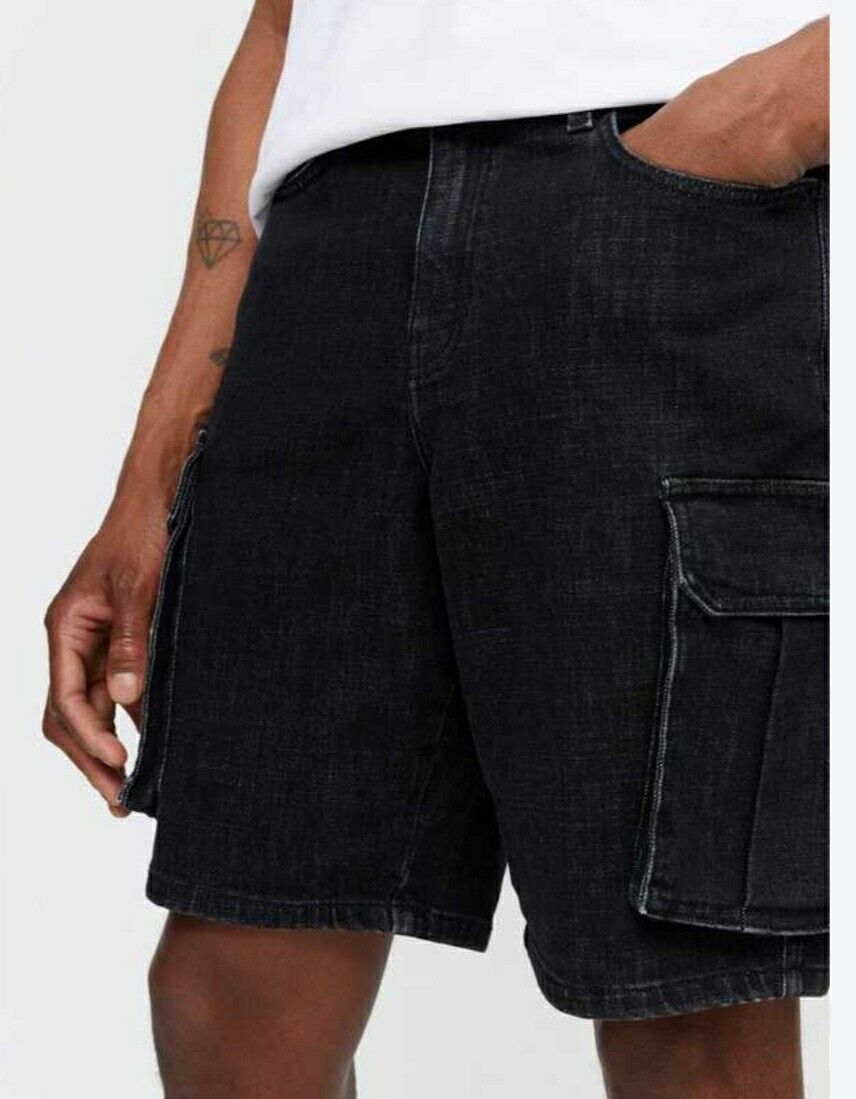 New Look Mens Loose Fit Denim Shorts- Black. Uk 34R