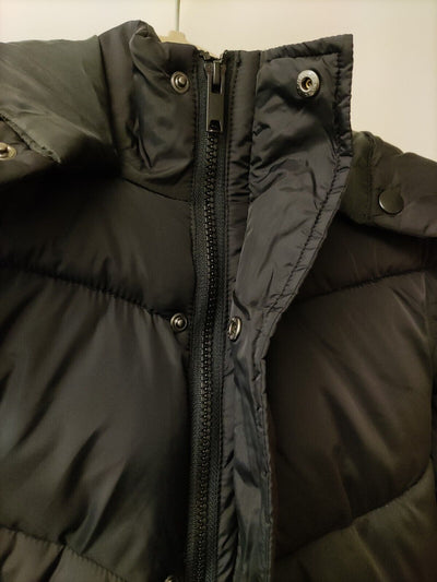 Boys Black Padded Coat. Shower Resistant. Size 11 Years.