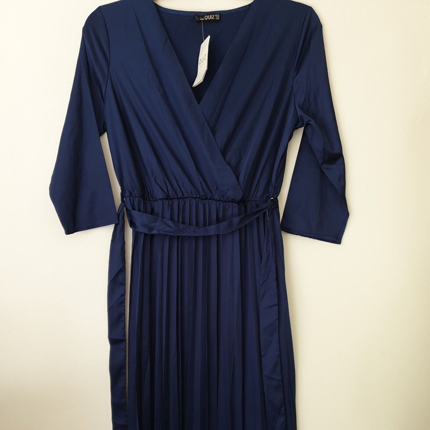 Quiz Navy Satin Wrap Front MDXI Dress Size 14****Ref V290