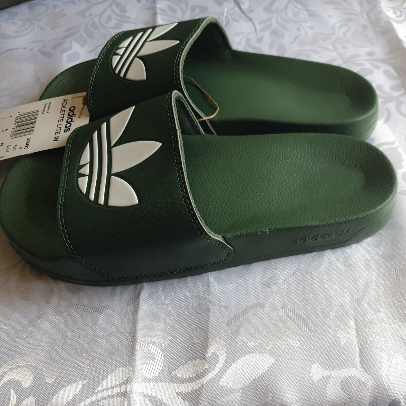 adidas adilette Lite W Green Uk6****Ref VS2