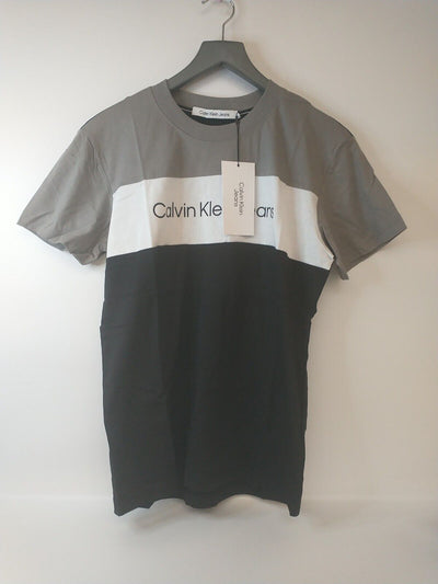 Calvin Klein Men's T-Shirt - UK Small **** Ref VA1