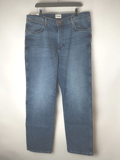 Wrangler Texas 821 Authentic Straight Men's Jeans. W30 L32 **** Ref V30