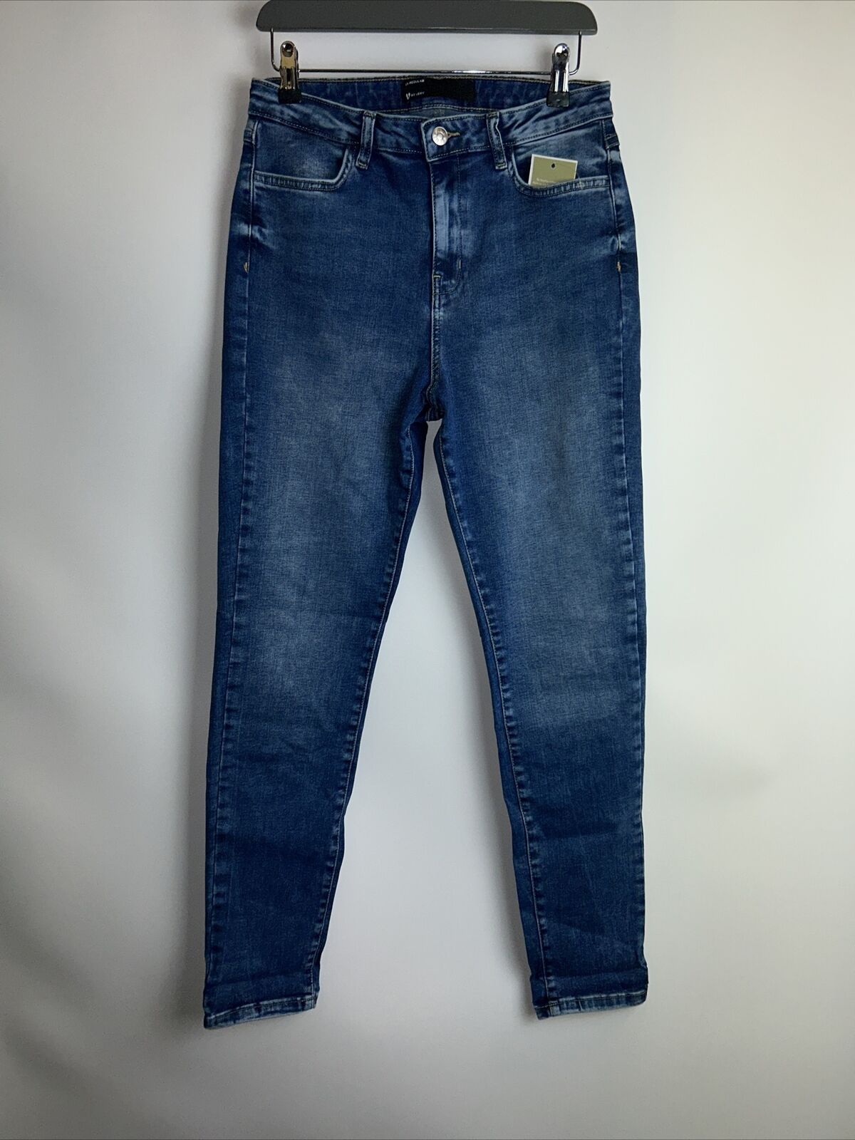 Womens Skinny Jeans - Mid Wash. UK 12 **** Ref V341