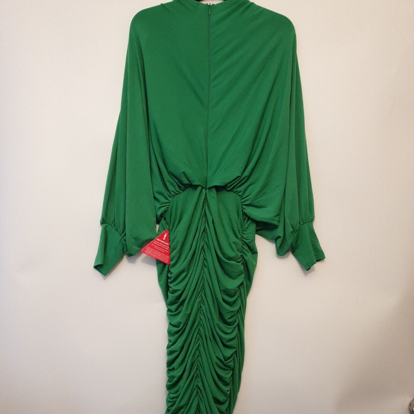 AX Paris Plunge Neck Green Ruched Midi Dress Size 10****Ref V68