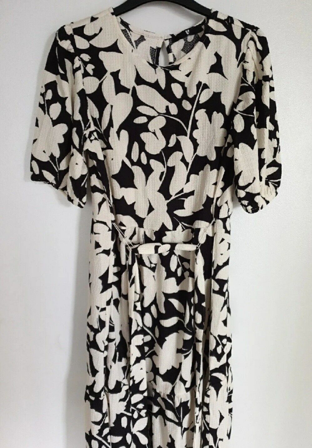 Mono Print Midi Dress Floral Print- Black/White. Uk12