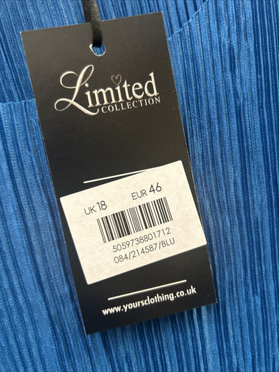 Yours Limited Collection Top - Blue. UK 18 **** Ref V389