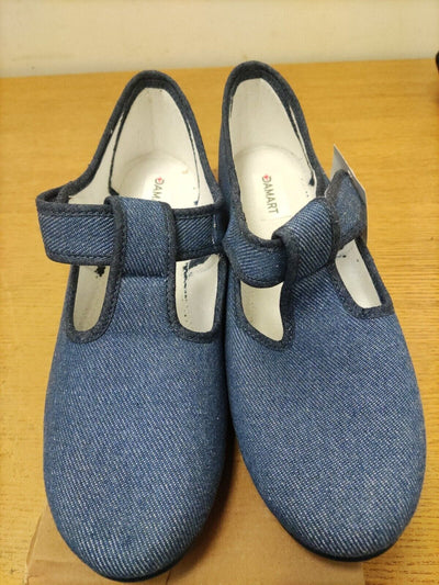 Canvas Strap Shoe. Denim Blue. UK Size 7. Ref Shoes