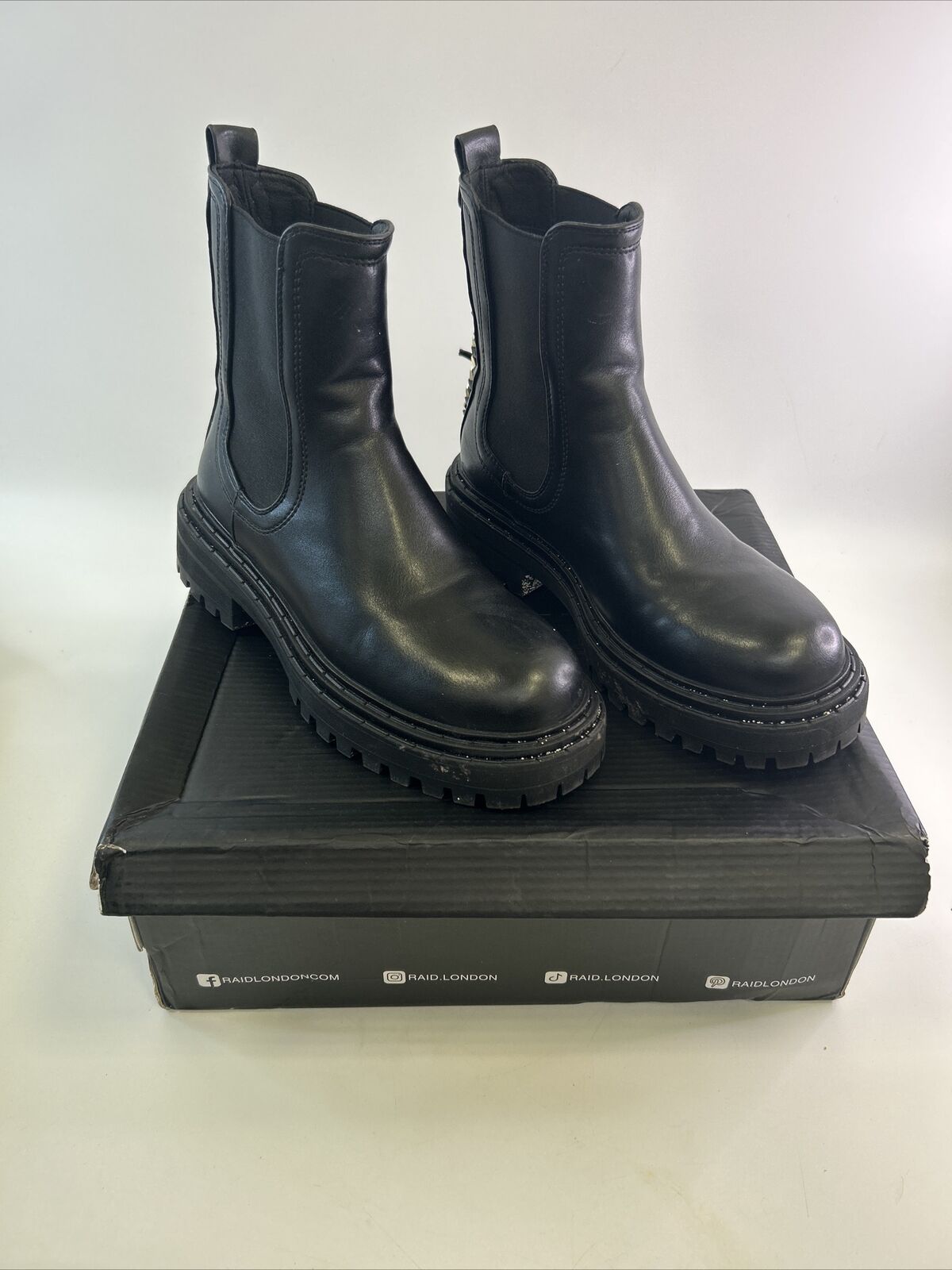 Raid Kendall Pull on Calf Boots - Black. UK 3 **** Ref VS3