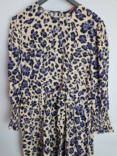 Animal Print Tie Waist Midi Dress- Long Sleeve Size 10 **** V544