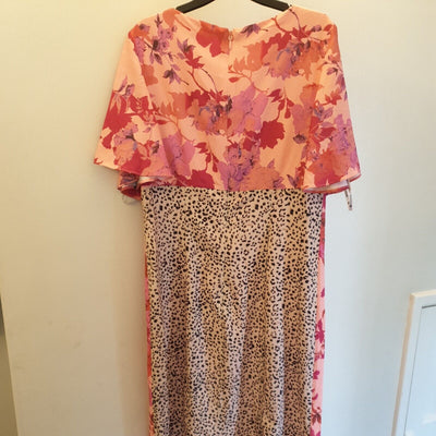 Chi Chi London Floral and Animal Print Midi Day Dress. Size 10 ****Ref V287