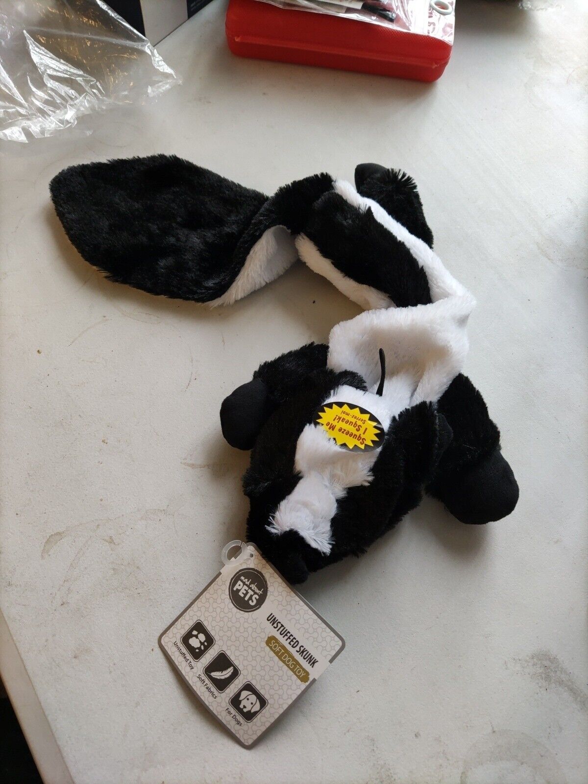 Mad About Pets Unstuffed Skunk Dog Toy. Ref B1