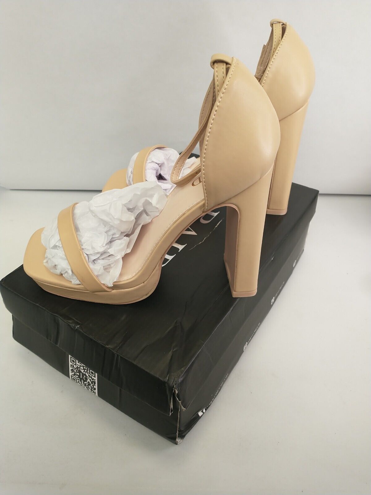 Raid London Nude Heels. UK 5. ****Ref VS2