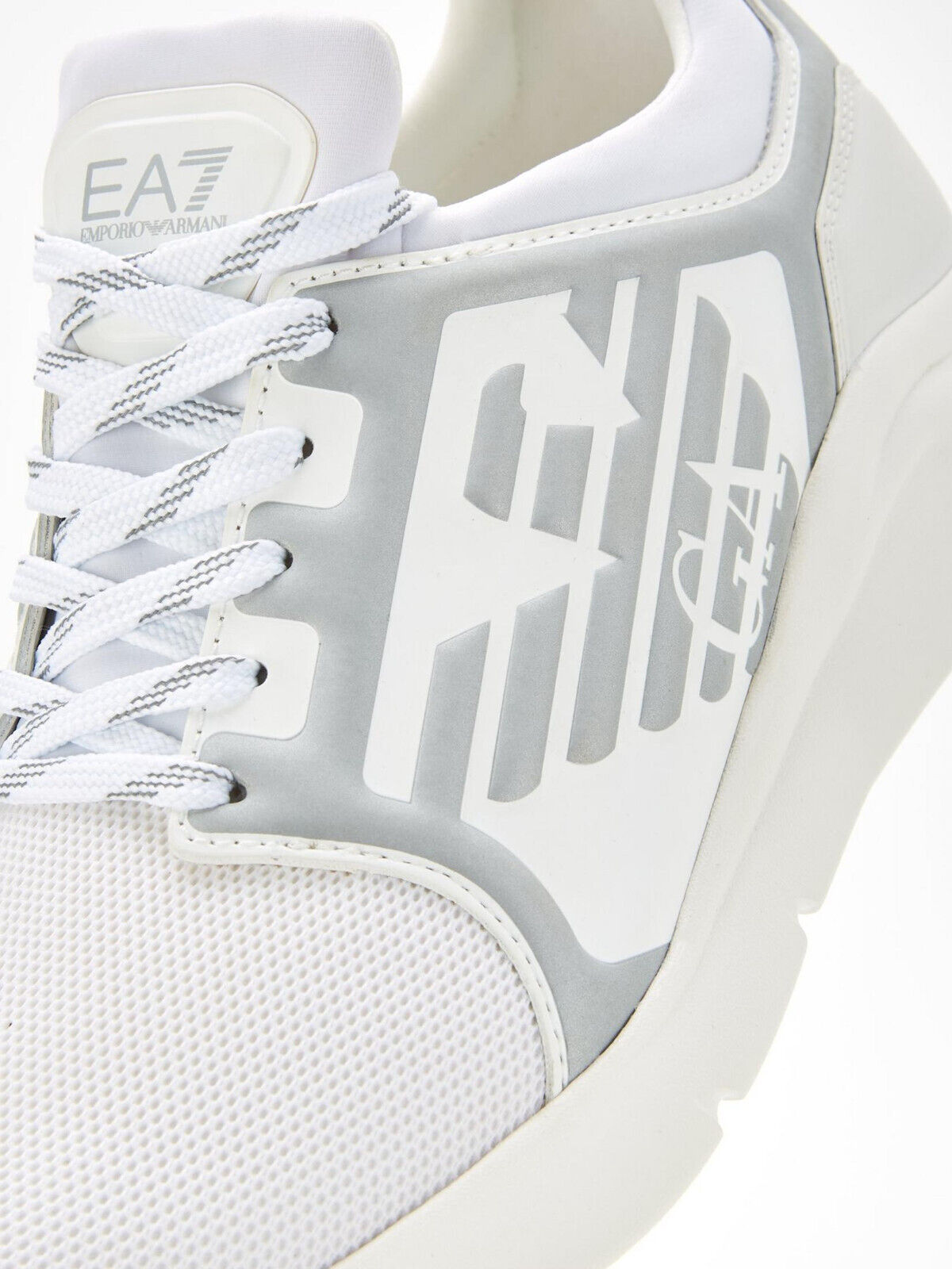 EA7 Emporio Armani Racer Reflex Runner Trainers - White. UK 8 VS1