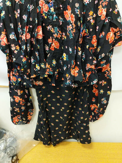 ASOS Mixed Floral Shorts Playsuit With Cape. Ladies UK Size 10. Ref G1