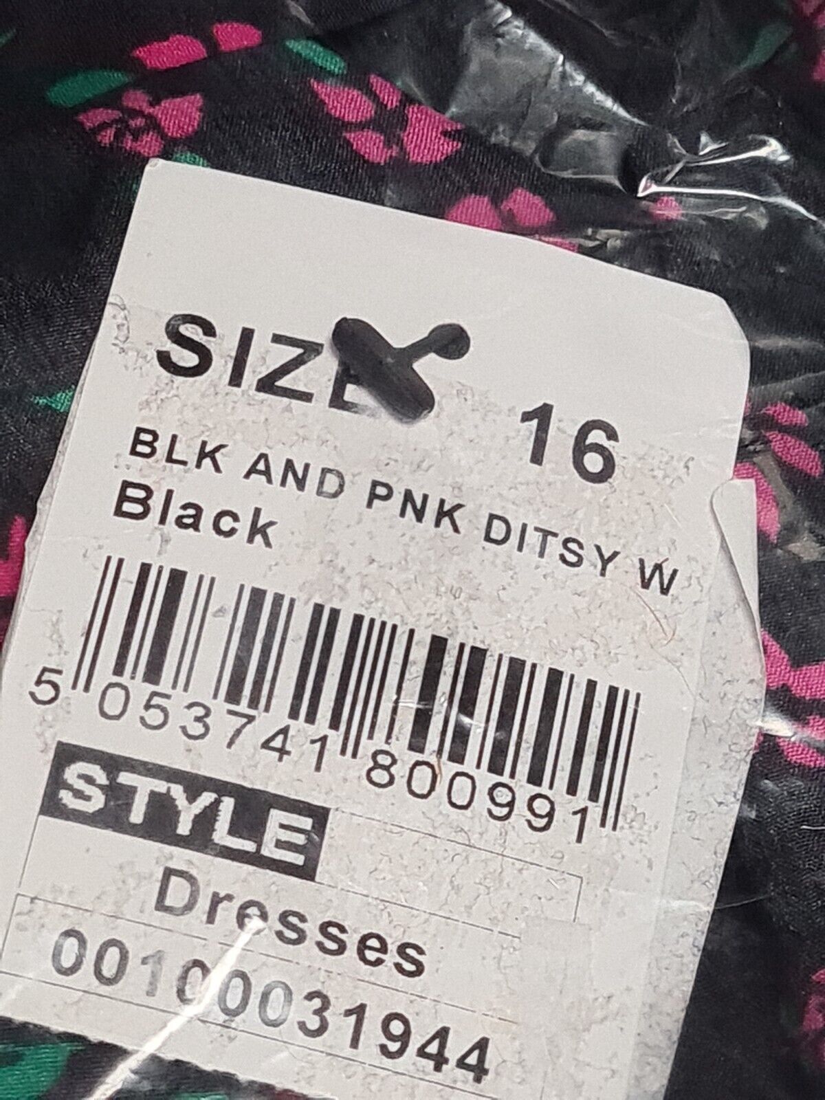 Quiz Black Ditsy Floral Dress. UK 16 **** V228