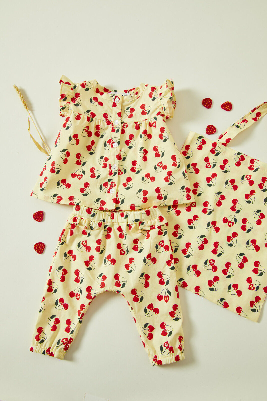 Sonia Rykiel Minnie Set. Cherry. 12 Months. ****V168