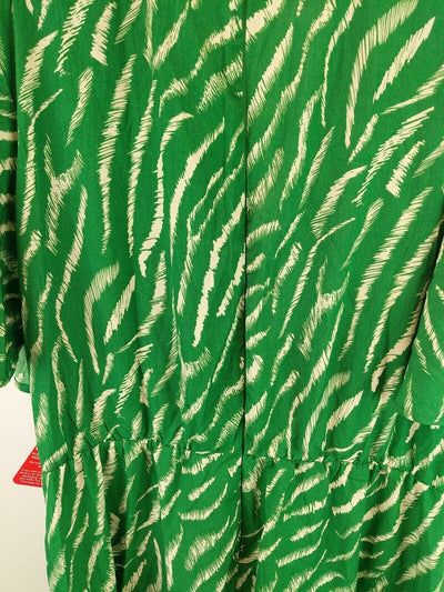 AX Paris Green Zebra Print Midi Wrap Dress Size UK 24 **** V267