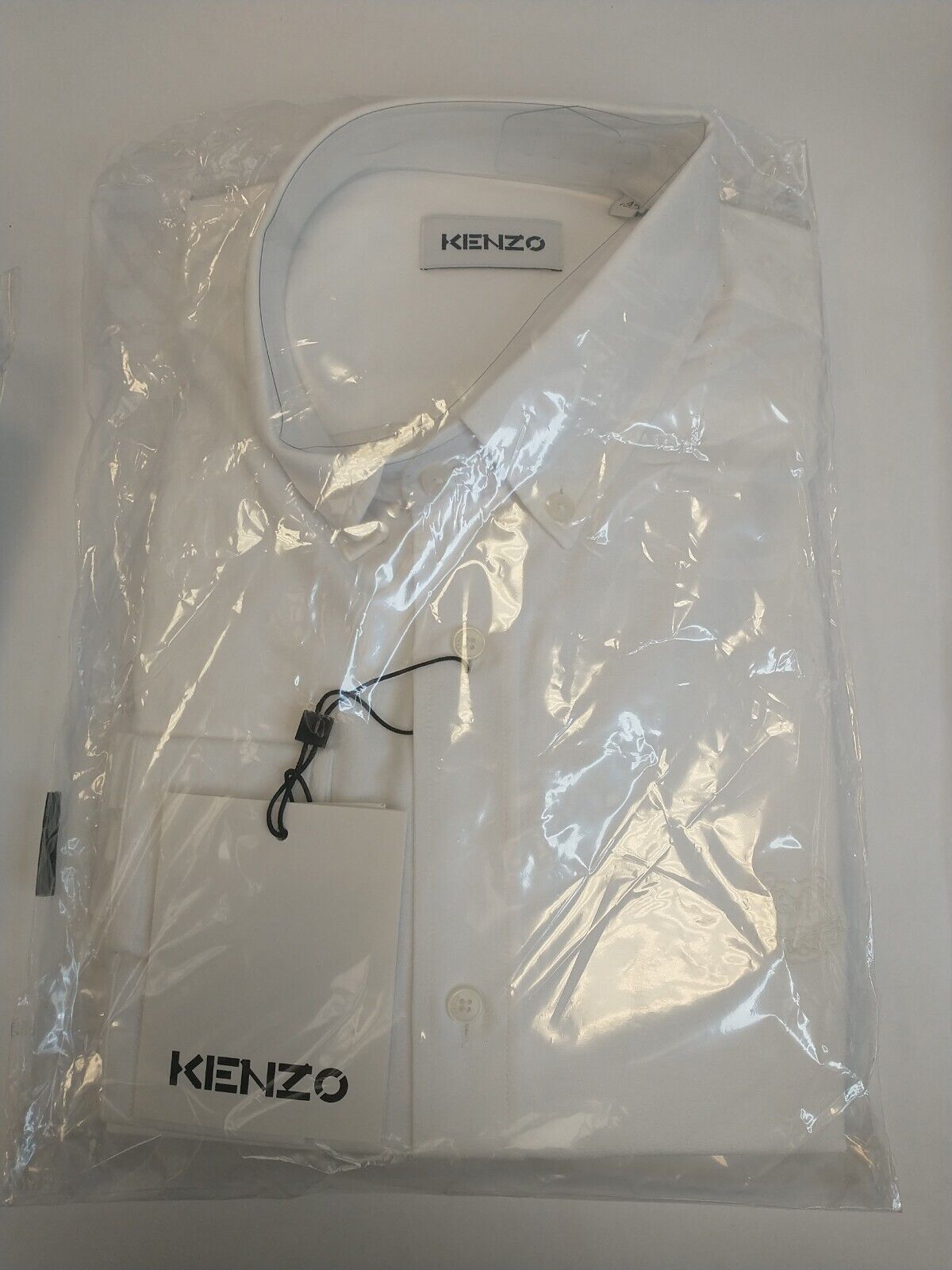 Kenzo Tiger Crest Button Down White Shirt. Size 42 16.5****Ref V28