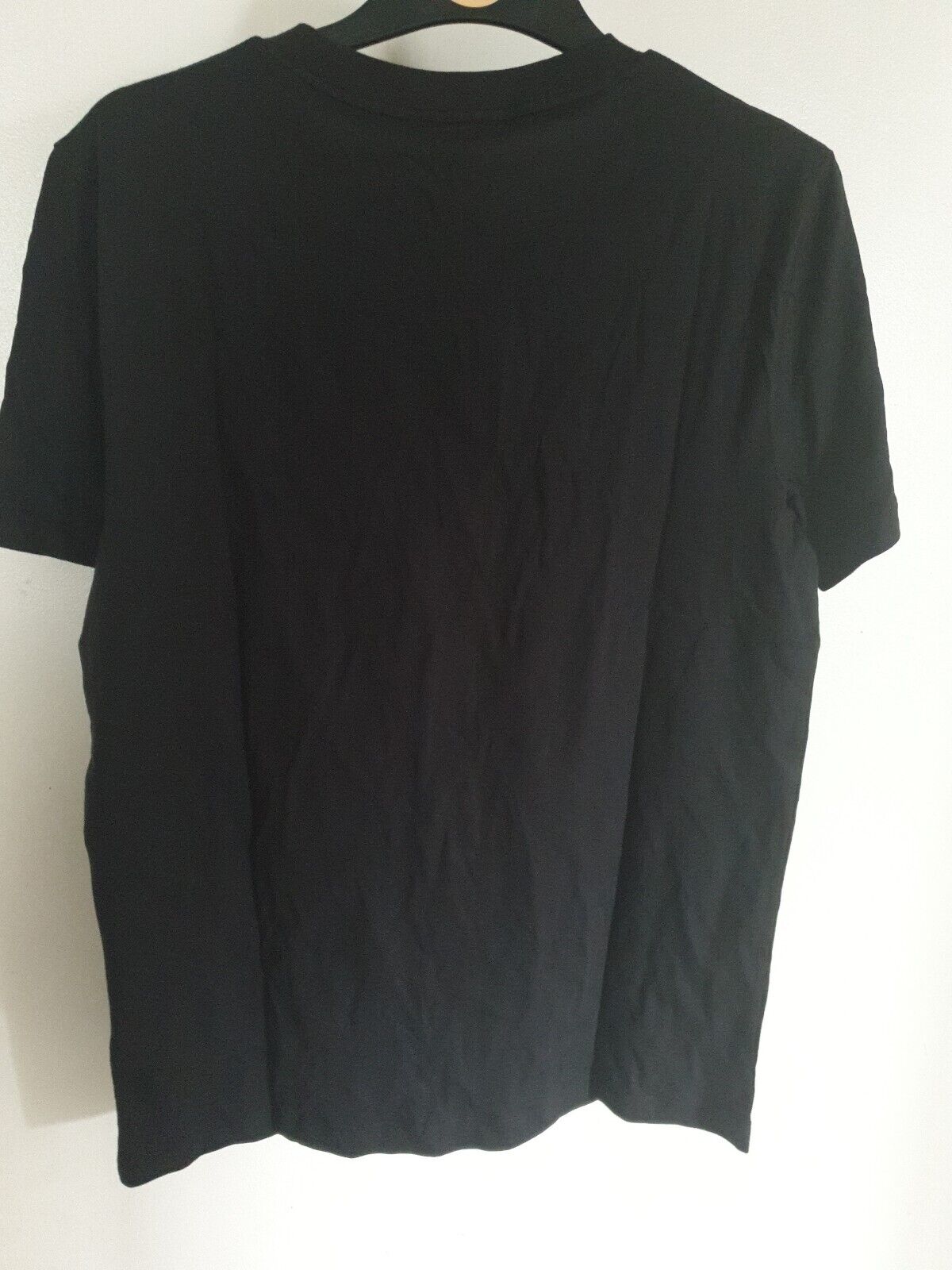 calvin klein Linear Logo Tshirt Size S Black RefA23