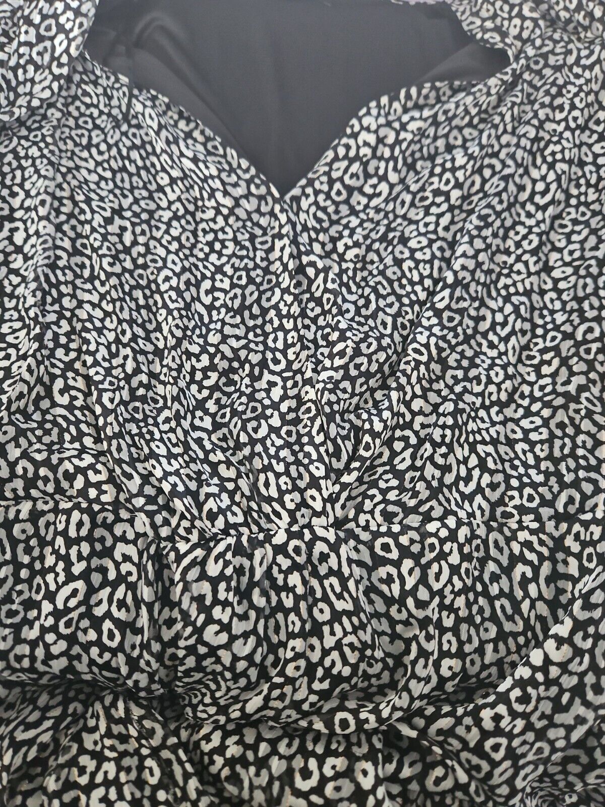 Animal Print Lurex Peplum Long Sleeve Wrap Top Size 28 *** V371