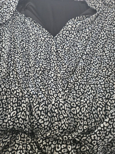 Animal Print Lurex Peplum Long Sleeve Wrap Top Size 28 *** V371