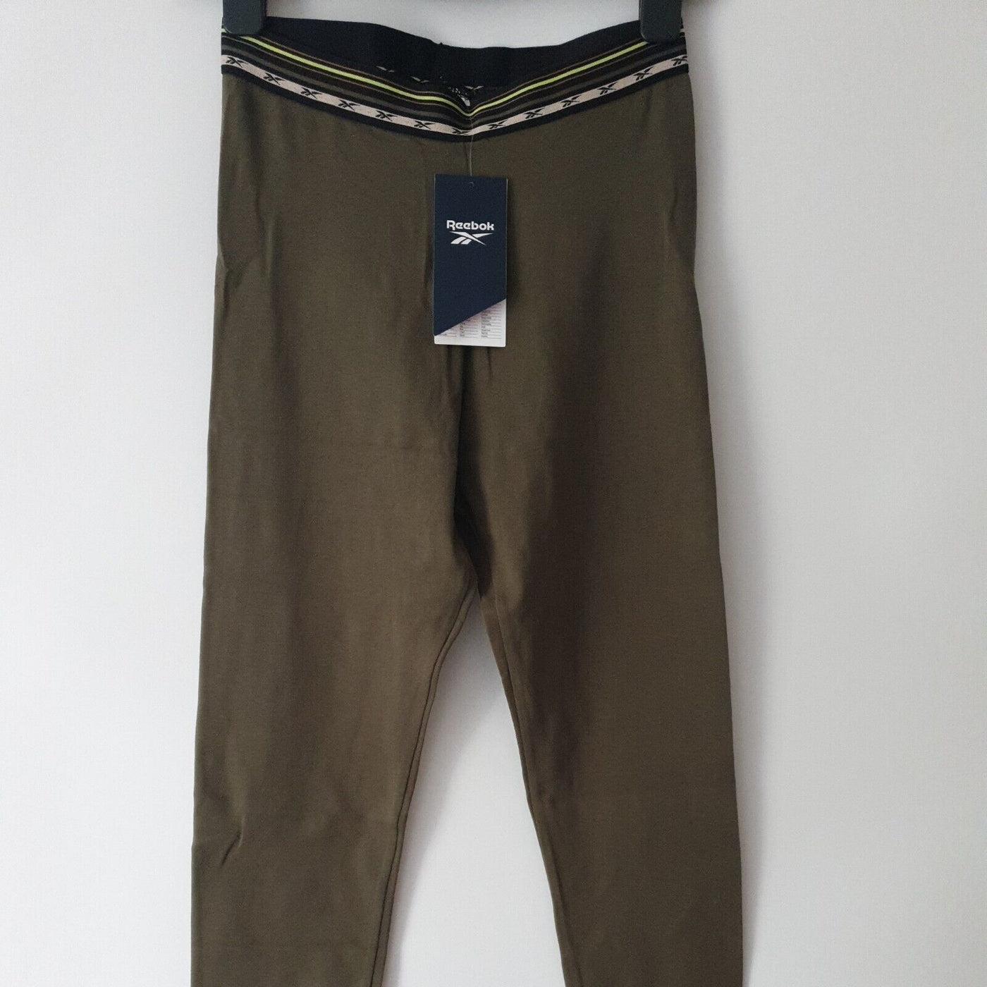 Reebok CL Camp HR Leggings Army Green UkS****Ref V101