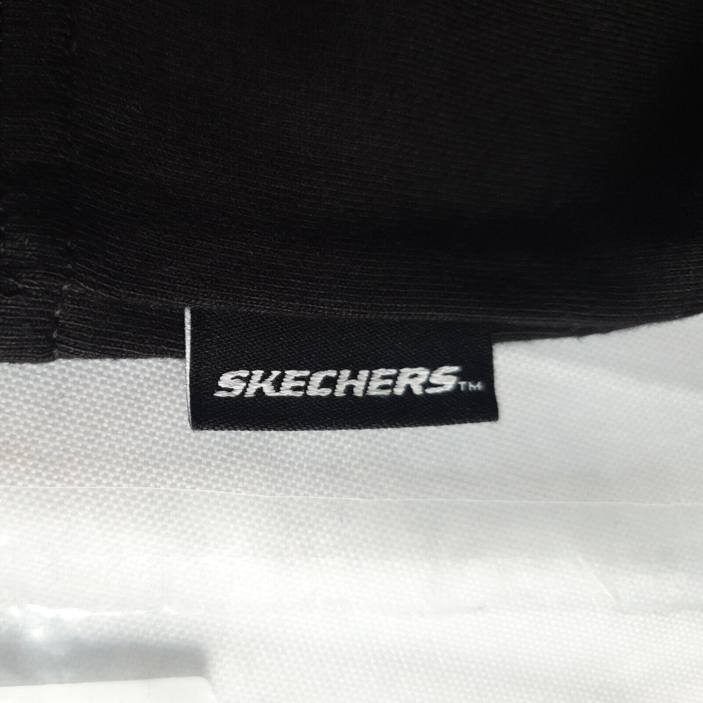 skechers Essential Long Sleeve Tshirt Black Size 8yrs/128cm****Ref V101