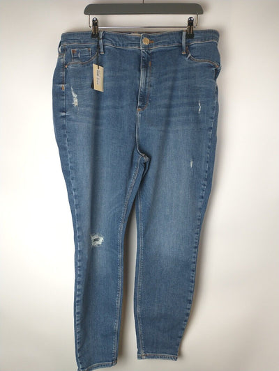 River Island Women's Jeans. UK 22 **** Ref V30