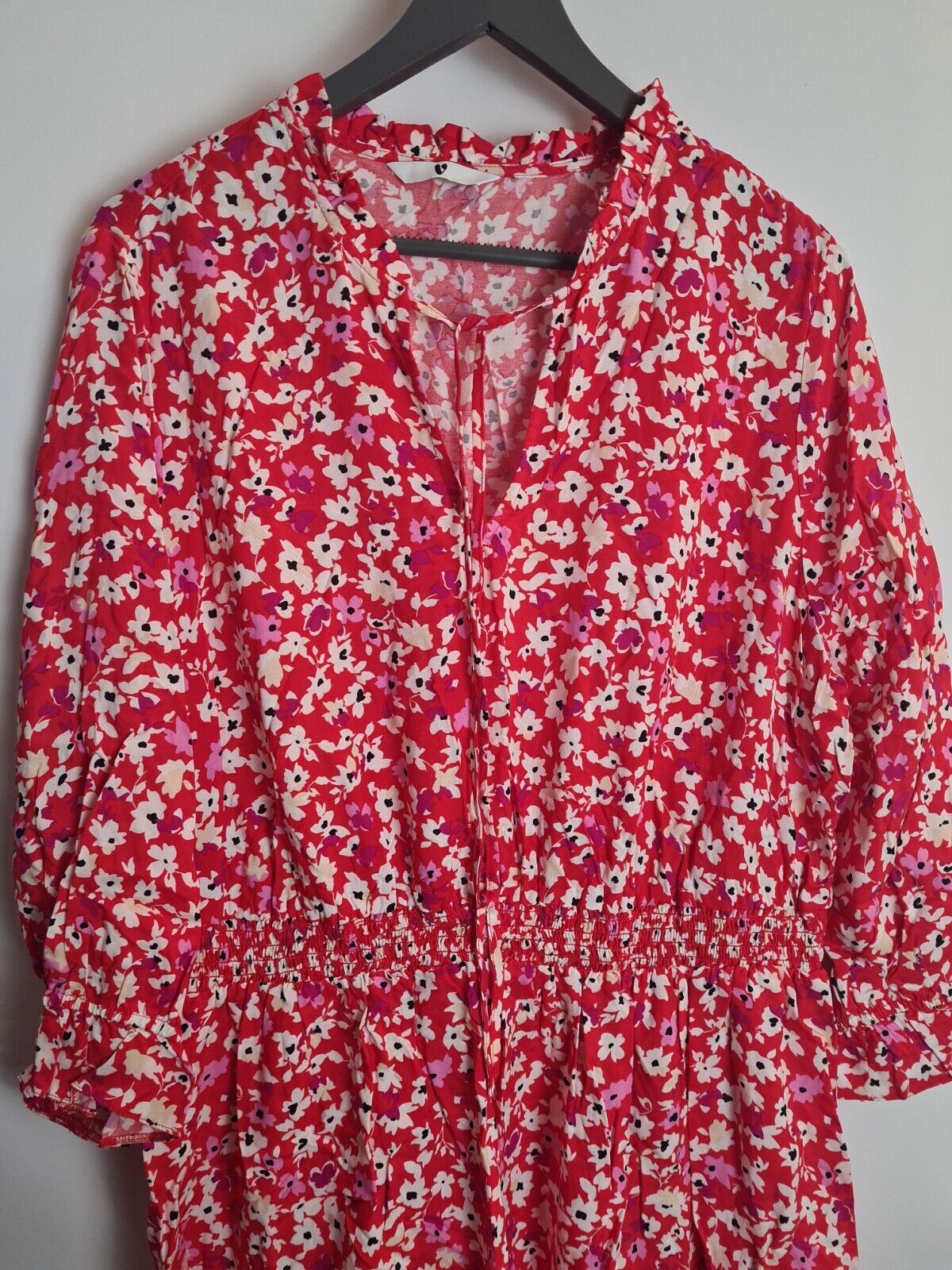 Womens Red Floral Tie Neck Dress Size 10 **** V389