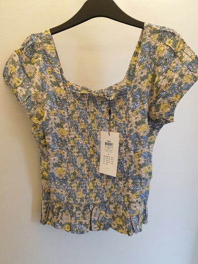 Only Floral Top Size M Ref R9