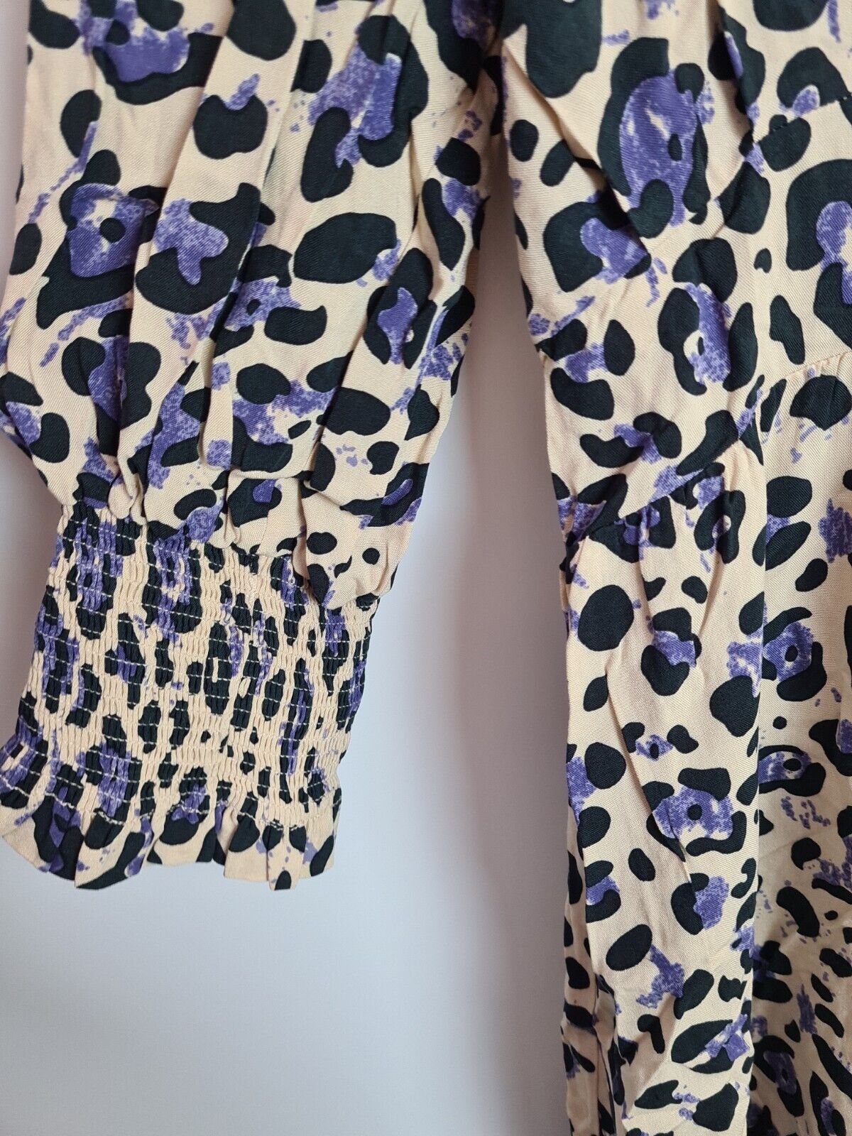 Animal Print Tie Waist Midi Dress- Long Sleeve Size 10 **** V544