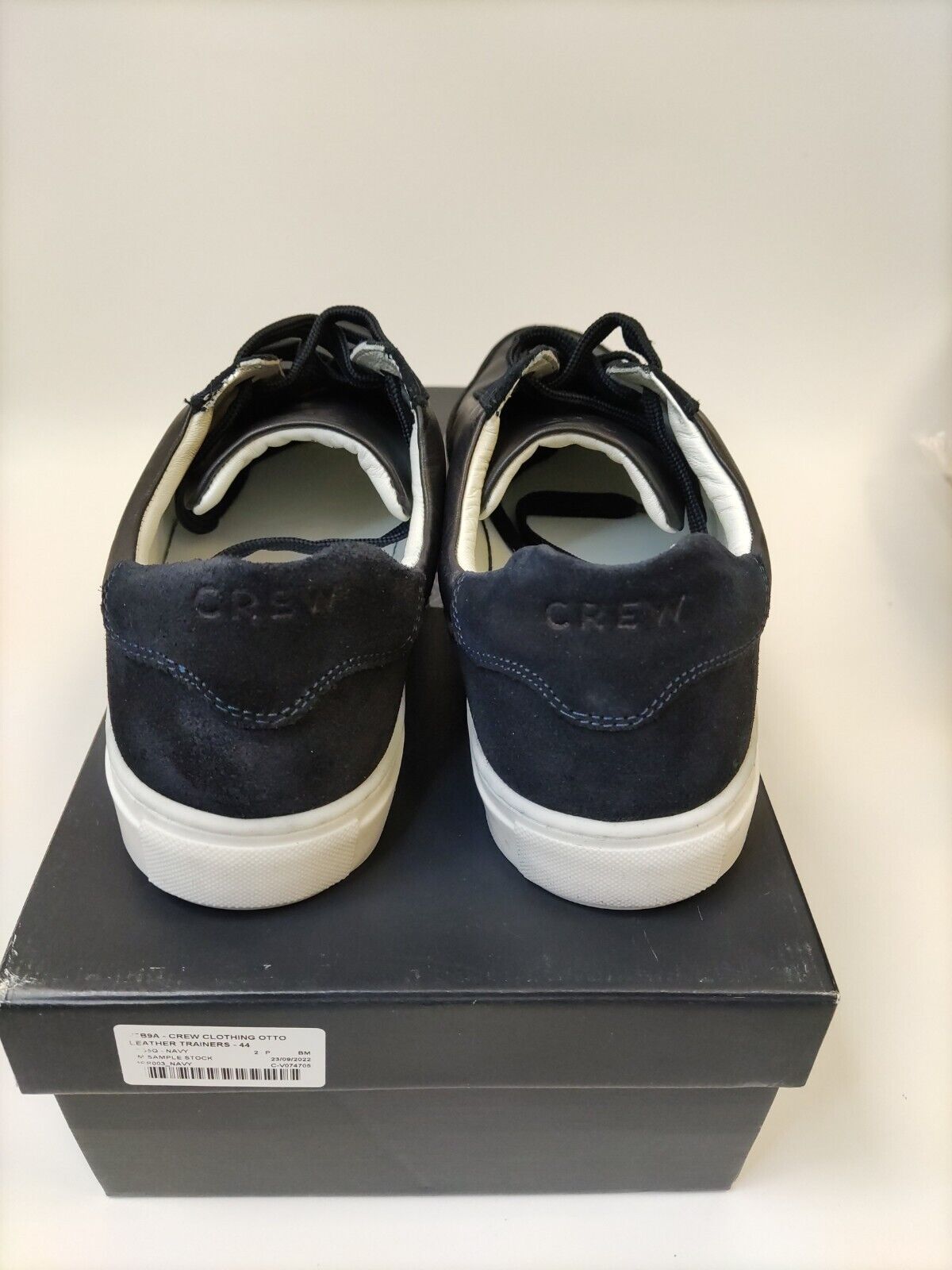 Crew Clothing Otto Leather Trainers. Navy. UK 9.5. ****VS3