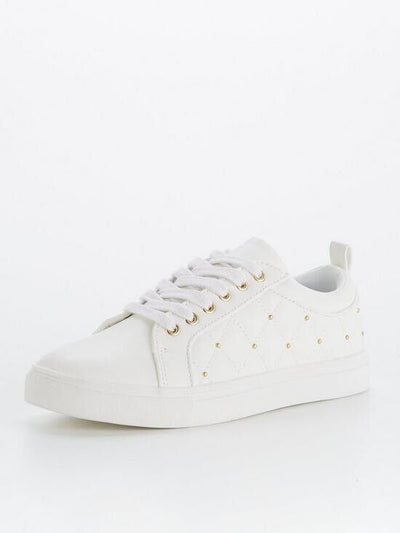 Everyday Womens Quilted White Stud Trainer Size 7 **** VS3