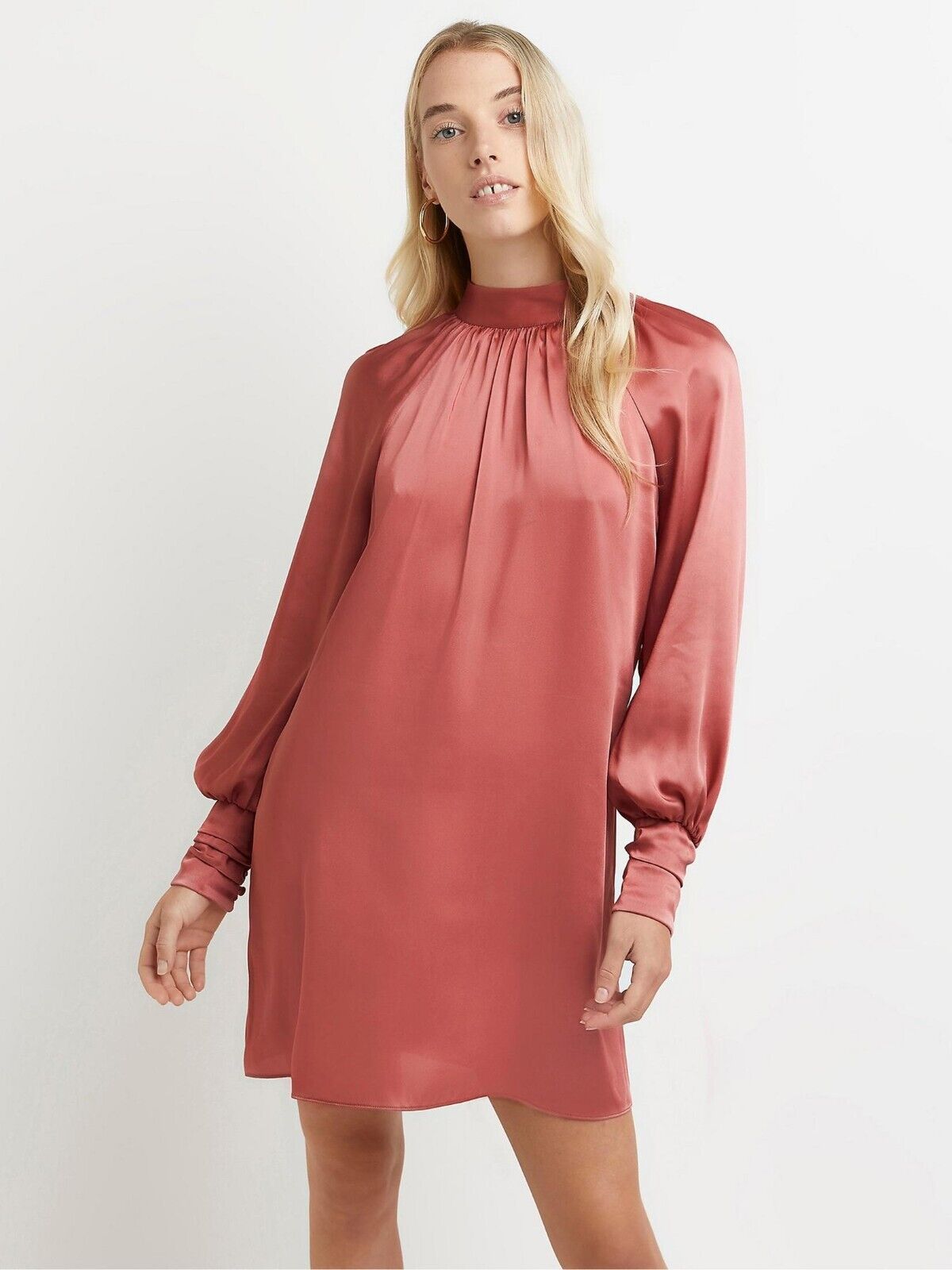 River Island Satin High Neck Mini Dress - Pink. UK 6 **** Ref V474