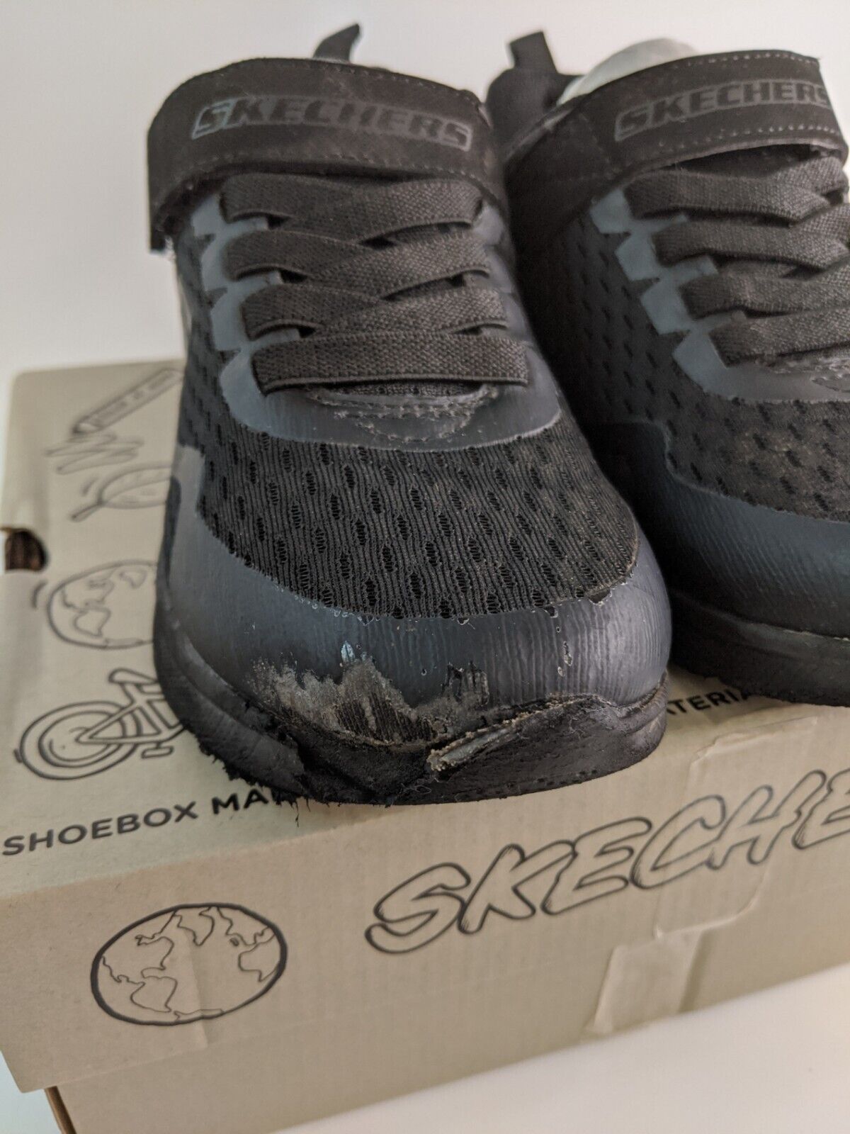 Skechers Boy's Microspec Max Torvix Sneakers UK Size 1 ****VS3