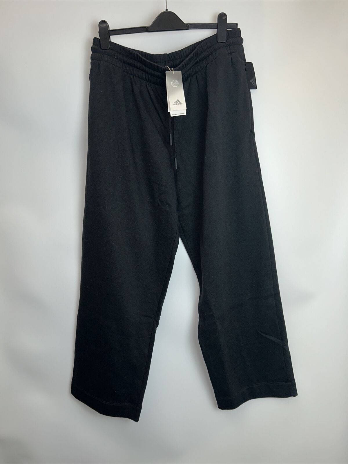 Adidas Joggers - Black H55912. UK XL **** Ref V79