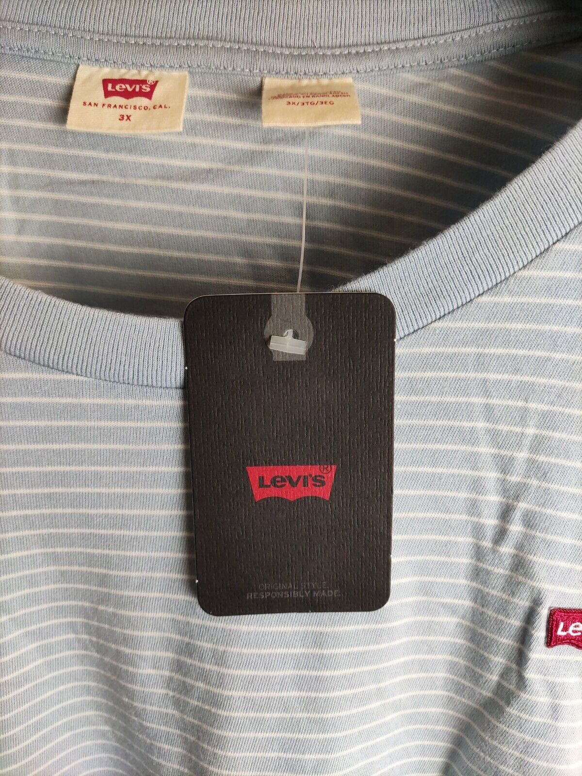 LEVIS Chesthit Embroidered Logo T-Shirt Blue Striped. Uk 3XL ****v63