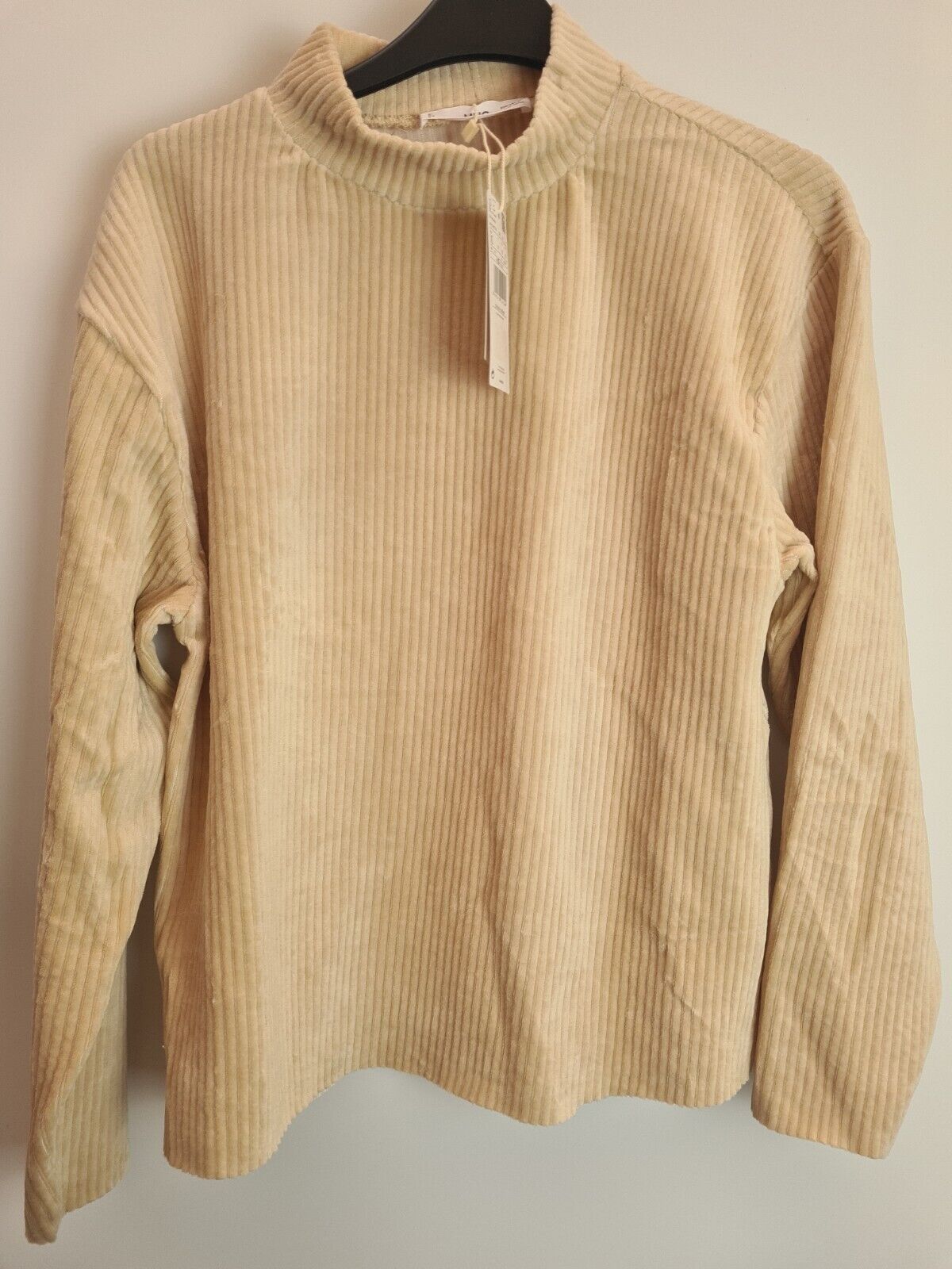 Mango Cream Pana Jumper Size XS (UK 6) **** SW14