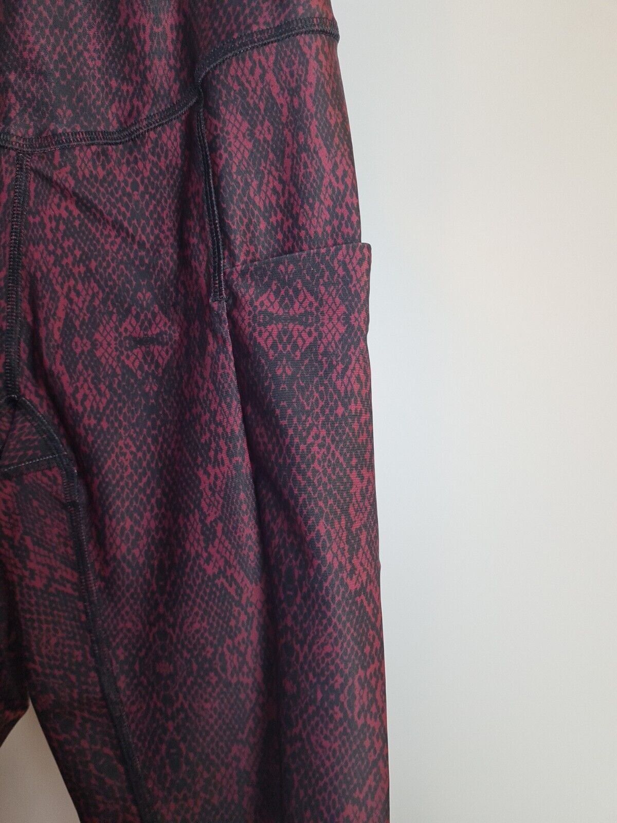 West Seventy Nine Sustainable Strutt Red Leggings Size XS **** V61