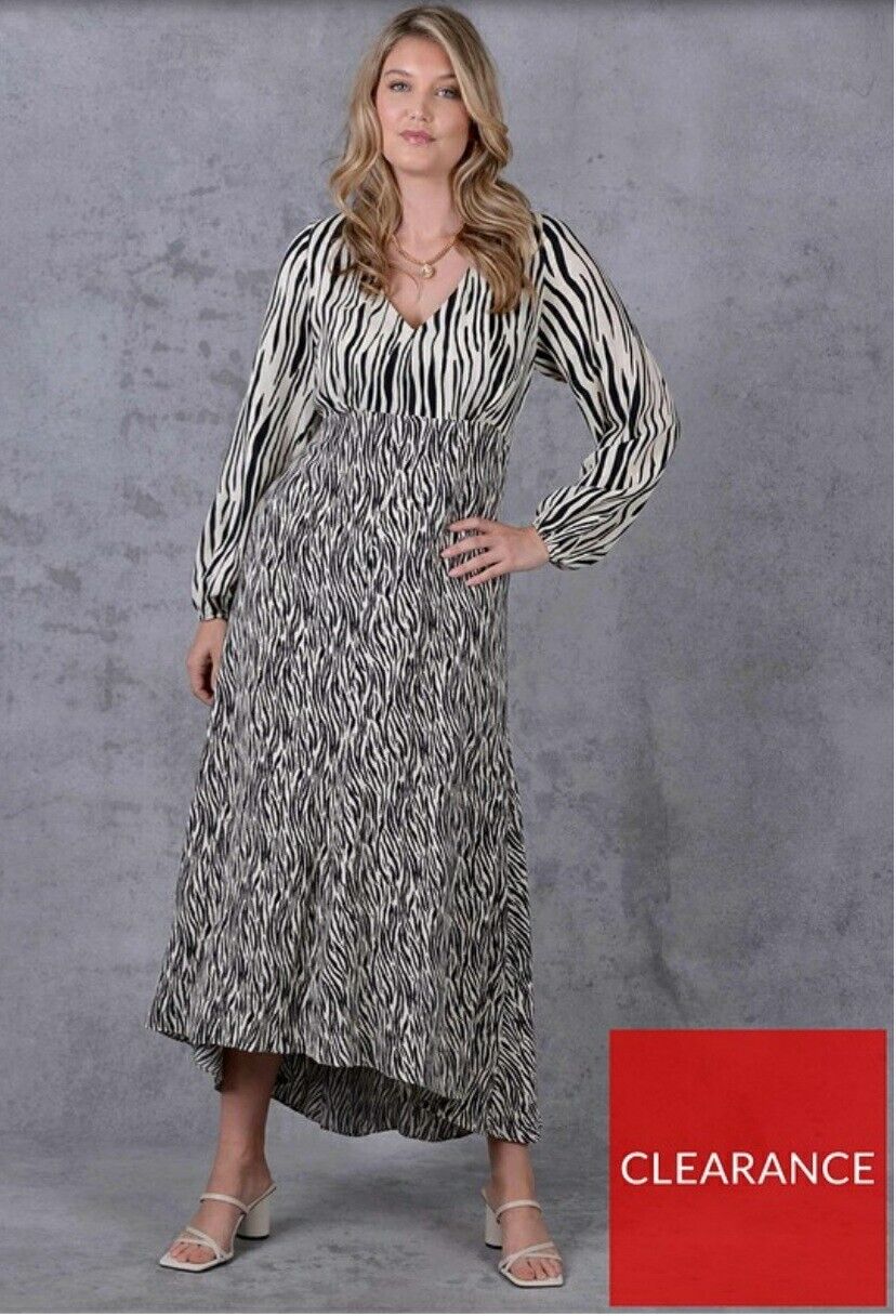 Live Unlimited Mono Animal Print Blouson Sleeve Dress Uk18****Ref V436