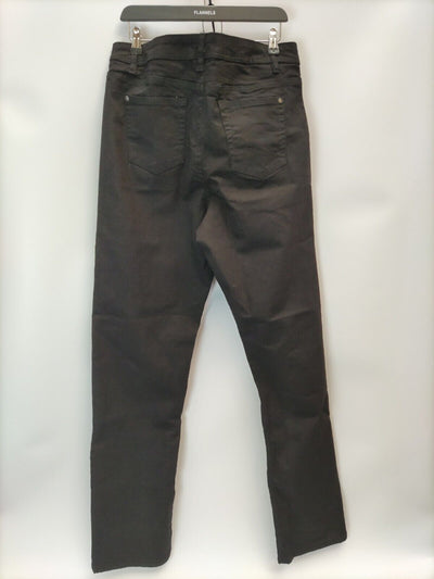 Long Tall Sally Straight Legged Jeans. Black. UK 20. ****V36